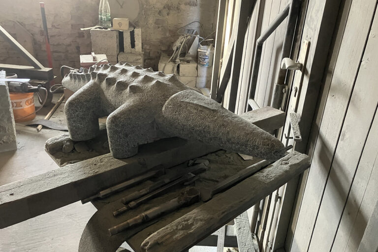 Krokodil Skulptur - Thomas Frische